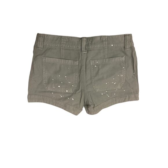 NWT Women 24 00 Abercrombie & Fitch Ames Low Rise Boyfriend Short Green Splatter - Picture 4 of 4